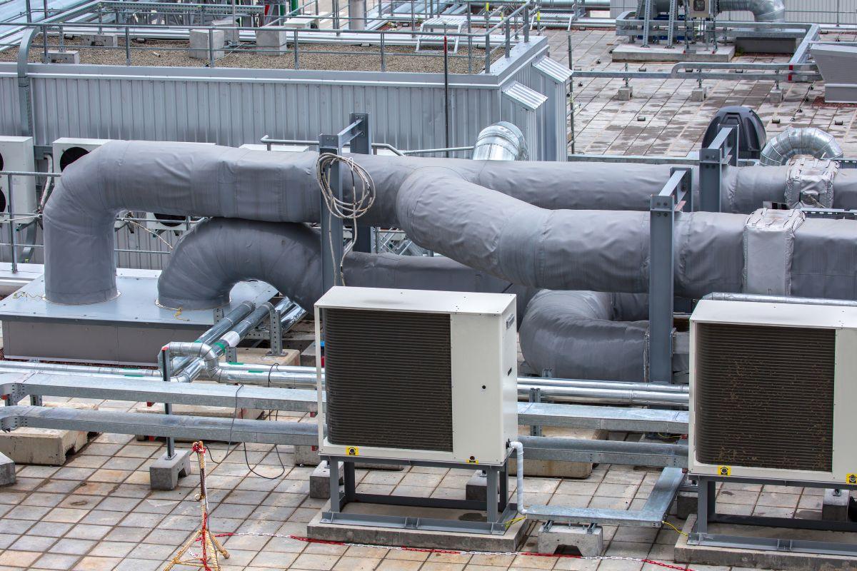 7 Factors to Weigh in a Commercial HVAC Retrofit